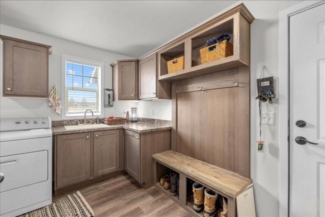 3701 Lenny Ln, House other with 3 bedrooms, 2 bathrooms and null parking in Huntley MT | Image 7