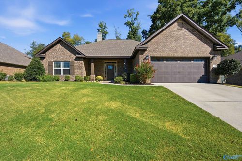 139 Heritage Brook Dr Nw, Madison, AL, 35757-5903 | Card Image