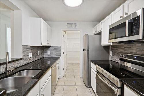 421 Warm Springs Cir, Roswell, GA, 30075-4951 | Card Image