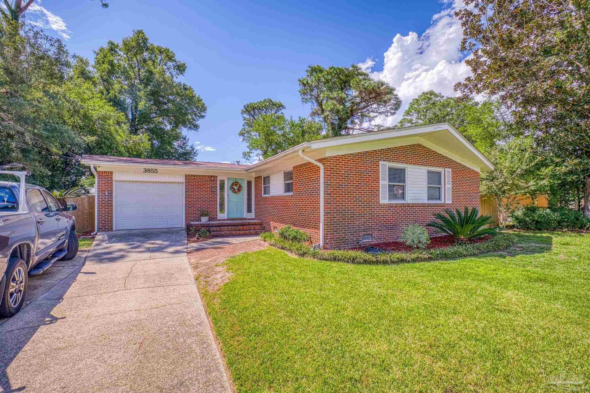 Summer Dr, Pensacola, FL 32504