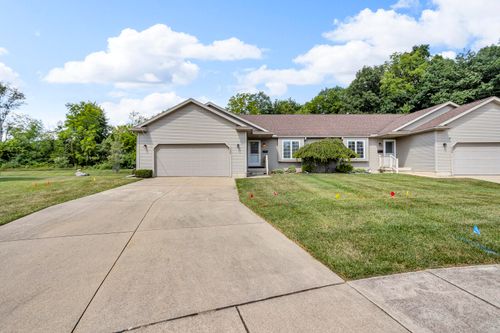 192 Trevor Trl, Onsted, MI, 49265-9647 | Card Image