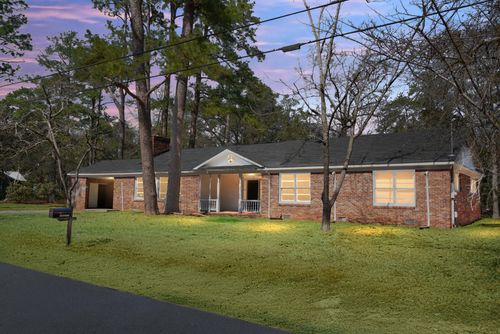 407 Hayne St, Walterboro, SC, 29488-3217 | Card Image