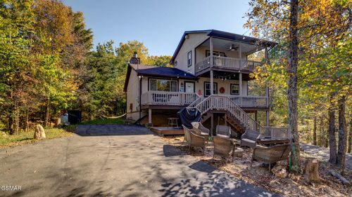 930 Hideaway Hills Circle, Sevierville, TN, 37862 | Card Image