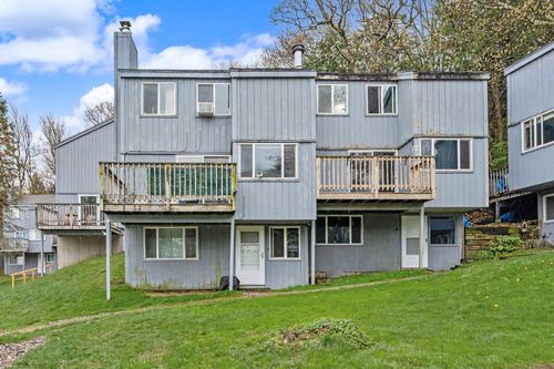 9-31 Eastside Ln, Francestown, NH, 03043-3904 | Card Image