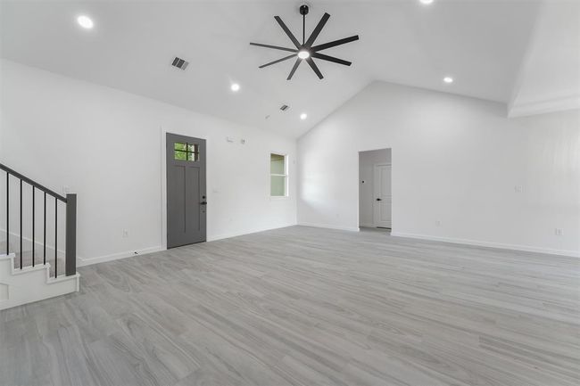 256 Davis Bend Rd, House other with 5 bedrooms, 3 bathrooms and 2 parking in Alvin TX | Image 6