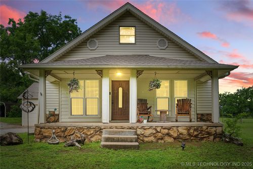 616 S Schlegel, Cushing, OK, 74023-6230 | Card Image