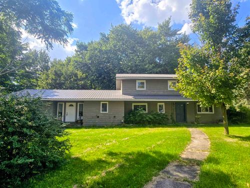 415 N Pine River St, Ithaca, MI, 48847-1141 | Card Image