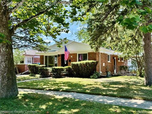 7472 Margaret St, Taylor, MI, 48180-2408 | Card Image
