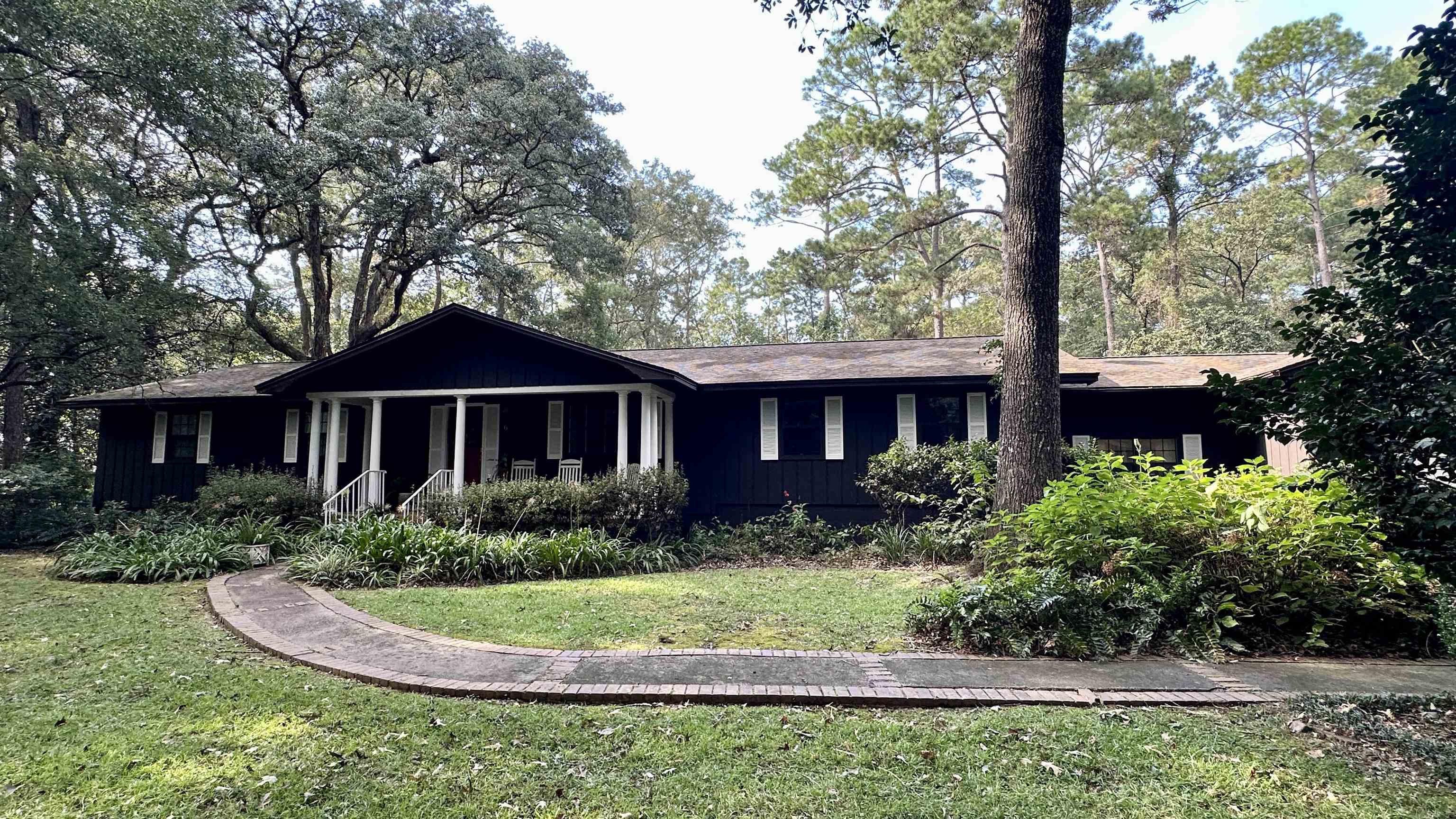 Red Fox Ln, Havana, FL 32333