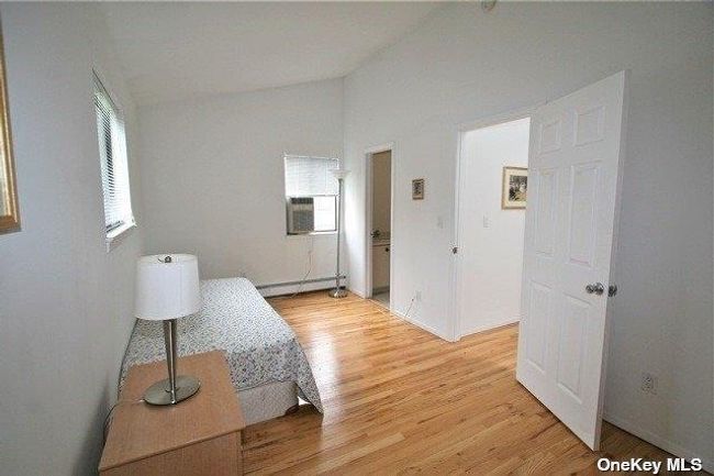 2nd bedroom | Image 13
