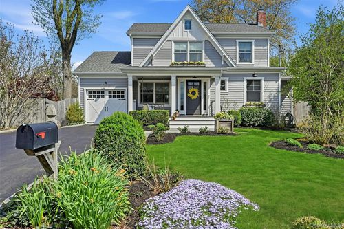 11 Elmont Ln, East Northport, NY, 11731-6002 | Card Image