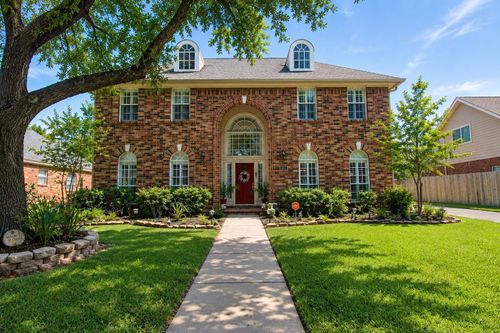 2019 Rosalyn Ct, Sugar Land, TX, 77478-4416 | Card Image