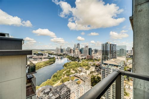 2903-44 East Ave, Austin, TX, 78701 | Card Image