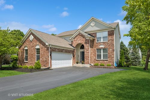 4370 Whitehall Ln, Algonquin, IL, 60102-6202 | Card Image