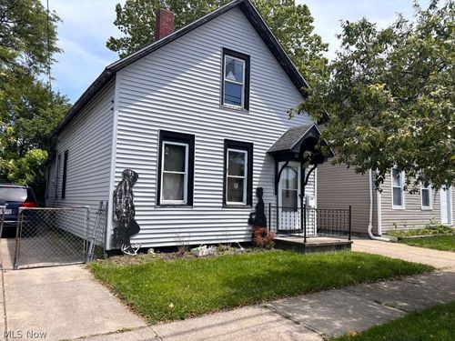 3237 W 30th Street, Cleveland, OH, 44109 | Card Image