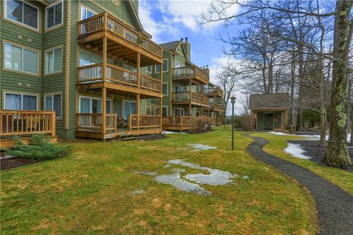 5306 Summit Dr, Hidden Valley, PA, 15502 | Card Image