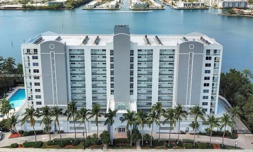 apt-401-17050 N Bay Rd, Sunny Isles Beach, FL, 33160-3693 | Card Image