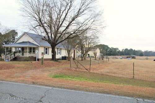 705 Lake Artesia Rd, Turkey, NC, 28393-8901 | Card Image