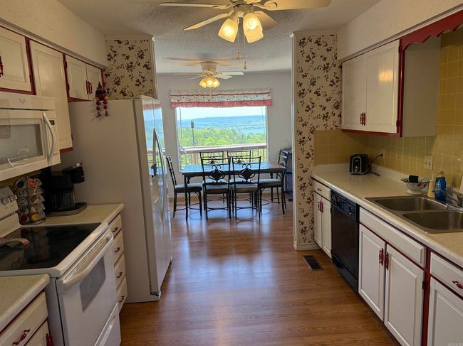 161 King Arthur Dr, House other with 3 bedrooms, 2 bathrooms and null parking in Fairfield Bay AR | Image 22