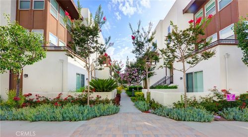 9210 Joshua Way, Downey, CA, 90240-3149 | Card Image