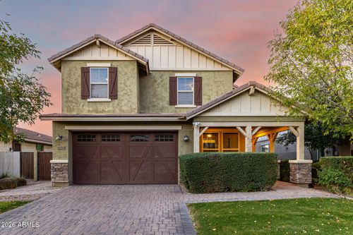 4330 E Palo Verde St, Gilbert, AZ, 85296-1677 | Card Image