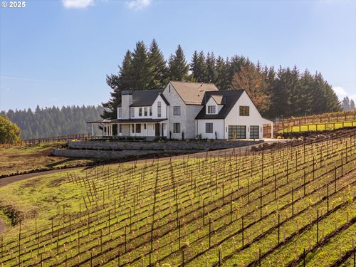 20850 Ne Big Fir Ln, Dundee, OR, 97115-9101 | Card Image