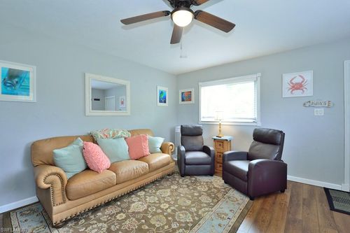 unit-203-8127 Country Rd, FORT MYERS, FL, 33919-7136 | Card Image