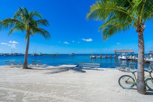 apt-h4-87200 Overseas Hwy, Islamorada, FL, 33036-3103 | Card Image