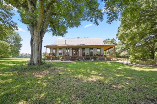 18003 Faller Rd, Tickfaw, LA, 70466-2823 | Card Image