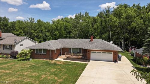 38385 Aurora Rd, Solon, OH, 44139-4636 | Card Image