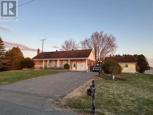 1270 Concession 1 Rd, Prescott Russell, ON, K0B1L0 | Card Image