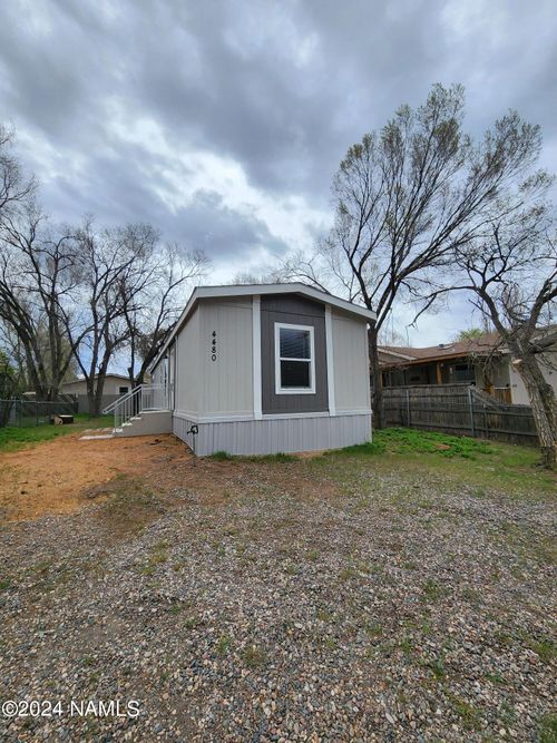 4480 N Bonner St, Flagstaff, AZ, 86004-2371 | Card Image