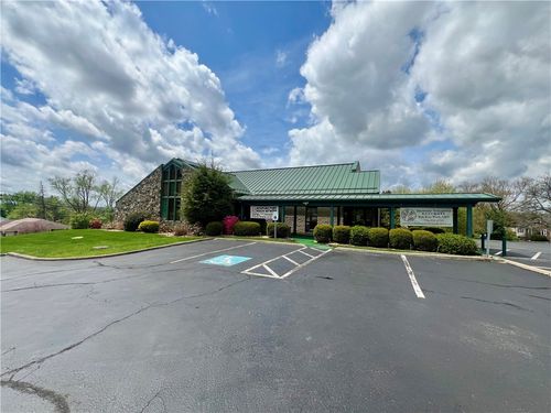 ste-3-3121 Wilmington Rd, New Castle, PA, 16105-1161 | Card Image