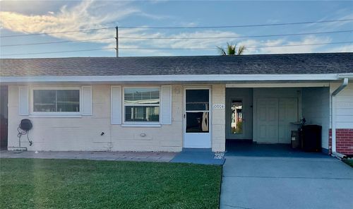 10004 Tulip St N, Pinellas Park, FL, 33782-3510 | Card Image
