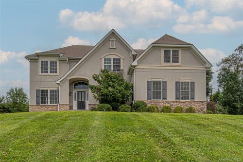 86 Victoria Dr, Poughquag, NY, 12570-4502 | Card Image