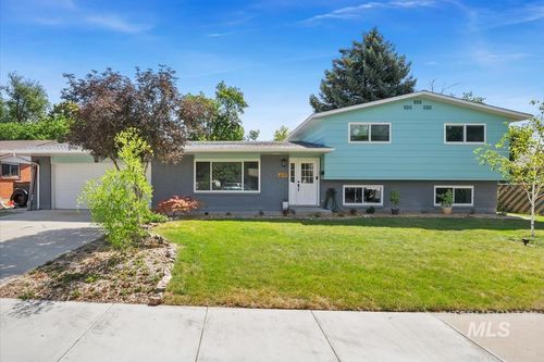 674 S Sawtooth Ave, Boise, ID, 83709-0851 | Card Image
