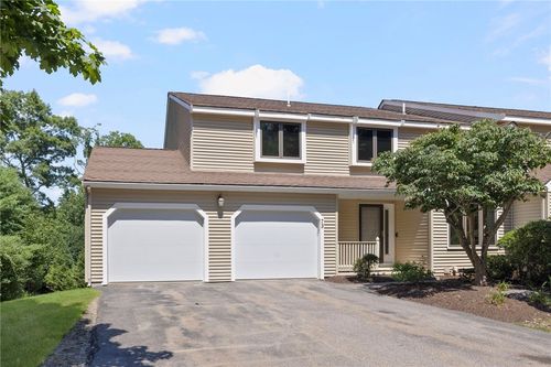 73-80 Fisher Rd, Cumberland, RI, 02864-1646 | Card Image