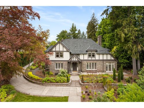 6687 Se Scott Dr, Portland, OR, 97215-2019 | Card Image