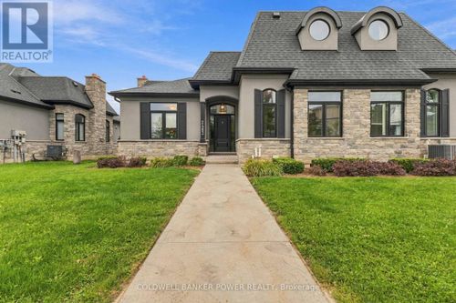 2483 Meadowlands Way, London, ON, N6G0P1 | Card Image