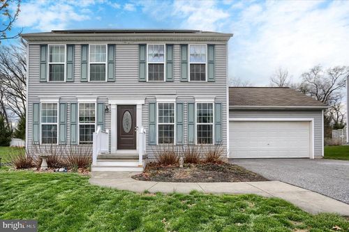 70 Shalimar Dr, YORK HAVEN, PA, 17370-9274 | Card Image