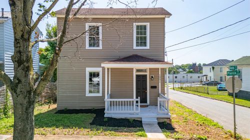 1001 Pierce Street, Lynchburg, VA, 24501 | Card Image