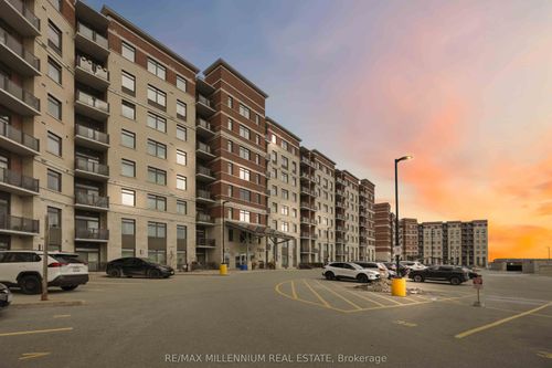 504-7325 Markham Rd, Markham, ON, L3S0C9 | Card Image