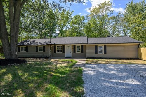 4636 Albert St, Norton, OH, 44203-5939 | Card Image