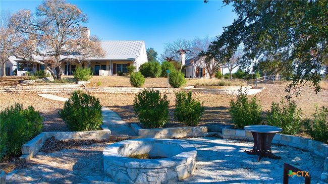 521 Bluff Creek Rd, Home with 3 bedrooms, 4 bathrooms and null parking in Center Point TX | Image 33