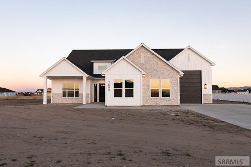 1569 N 835 E, Shelley, ID, 83274-1051 | Card Image