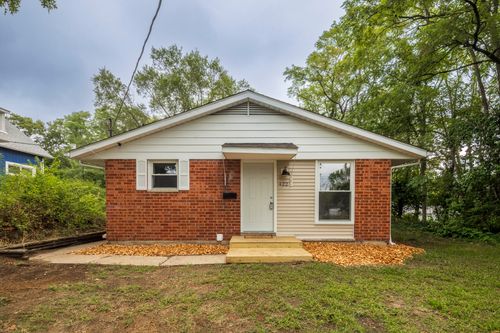422 Douglas Ave, Michigan City, IN, 46360-3934 | Card Image