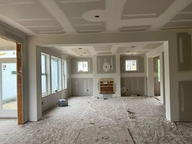 Gathering room from Kitchen | Image 17