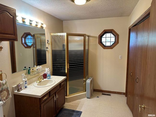 1351 Township Road, House other with 2 bedrooms, 2 bathrooms and null parking in Stronghurst IL | Image 15