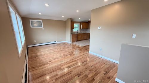10031 200th St, Hollis, NY, 11423-3330 | Card Image