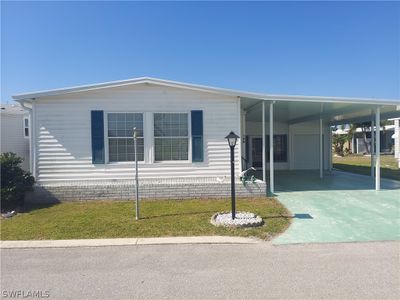 168 Yancey Lane, House other with 2 bedrooms, 2 bathrooms and null parking in North Fort Myers FL | Image 2